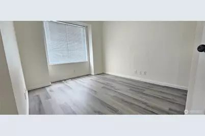 209 Factory Avenue N, Renton, WA 98057 - Photo 16