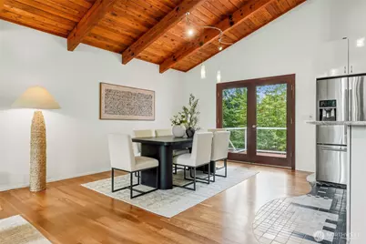 2531 Sahalee Drive W, Sammamish, WA 98074 - Photo 8