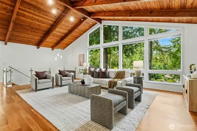 2531 Sahalee Drive W, Sammamish, WA 98074 - Photo 4
