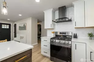 323 W King Tut Rd, Bellingham, WA 98226 - Photo 8