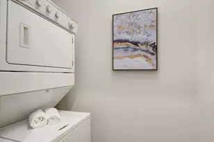 1000 Aurora Ave N, Seattle, WA 98109 - Photo 18