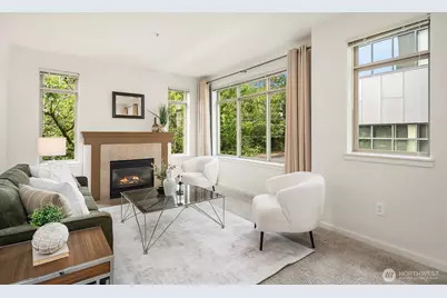 1000 Aurora Avenue N #311, Seattle, WA 98109 - Photo 2