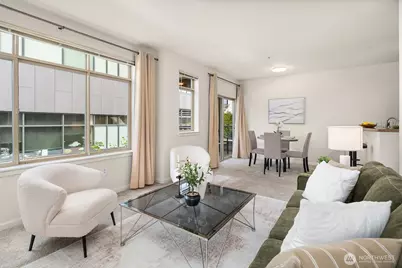 1000 Aurora Avenue N #311, Seattle, WA 98109 - Photo 4