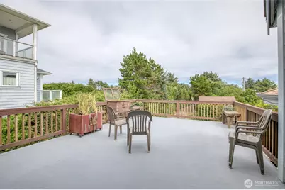 501 Ocean Shores Boulevard NW, Ocean Shores, WA 98569 - Photo 4