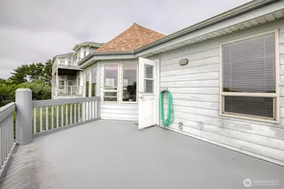 501 Ocean Shores Boulevard NW, Ocean Shores, WA 98569 - Photo 8