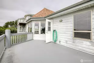 501 Ocean Shores Blvd NW, Ocean Shores, WA 98569 - Photo 8