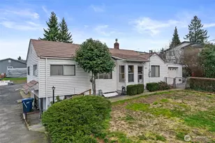 2416 NE 16th St, Renton, WA 98056 - Photo 6