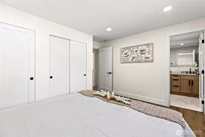 20921 W Richmond Road, Bothell, WA 98021 - Photo 22