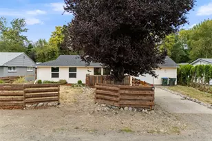 536 SW 18th St, Chehalis, WA 98532 - Photo 4