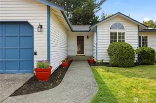 1217 E St SE, Auburn, WA 98002 - Photo 2