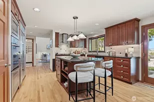 12302 SE 237th Pl, Kent, WA 98031 - Photo 10