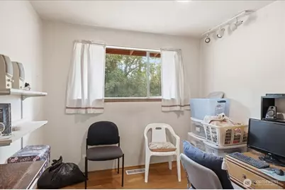 10247 10th Avenue S, Seattle, WA 98168 - Photo 16