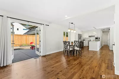 2011 145th Avenue SE, Bellevue, WA 98007 - Photo 20