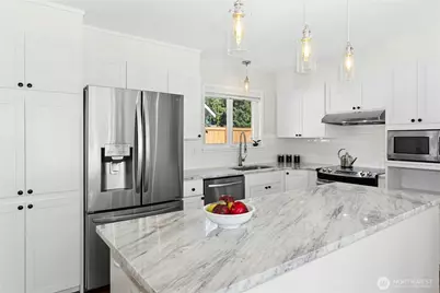 2011 145th Avenue SE, Bellevue, WA 98007 - Photo 26