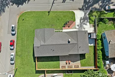 2011 145th Avenue SE, Bellevue, WA 98007 - Photo 32