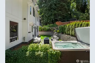 16831 84th Lane NE, Kenmore, WA 98028 - Photo 28