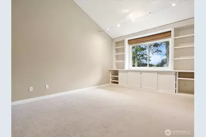 1112 Bellefield Park Lane, Bellevue, WA 98004 - Photo 16