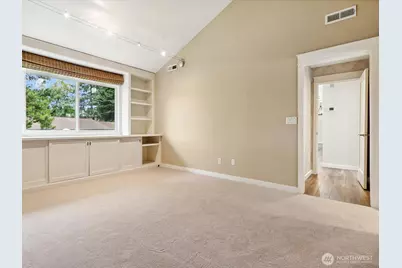 1112 Bellefield Park Lane, Bellevue, WA 98004 - Photo 18