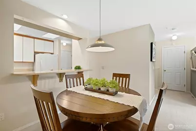 7111 134th Court SE #D3, Newcastle, WA 98059 - Photo 8