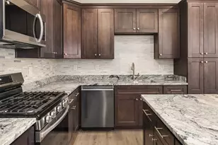 2117 SW 103rd Pl, Seattle, WA 98146 - Photo 16
