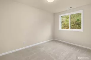 2117 SW 103rd Pl, Seattle, WA 98146 - Photo 28