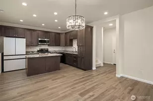 2117 SW 103rd Pl, Seattle, WA 98146 - Photo 12