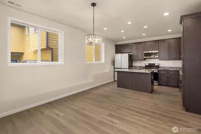 2117 SW 103rd Place, Seattle, WA 98146 - Photo 10