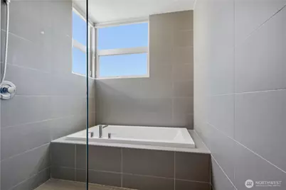 2247 NW 64th Street, Seattle, WA 98107 - Photo 20