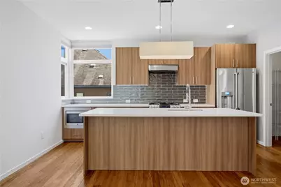 2247 NW 64th Street, Seattle, WA 98107 - Photo 10