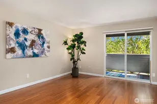 10329 Meridian Ave N, Seattle, WA 98133 - Photo 14