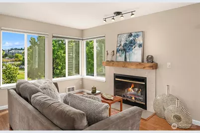 10329 Meridian Avenue N #202, Seattle, WA 98133 - Photo 10