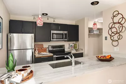 10329 Meridian Avenue N #202, Seattle, WA 98133 - Photo 2
