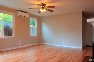 11522 8th Ave NE, Seattle, WA 98125 - Photo 6