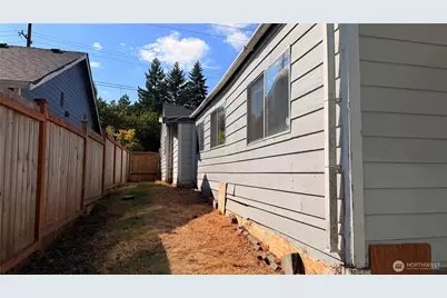 11522 8th Avenue NE, Seattle, WA 98125 - Photo 22