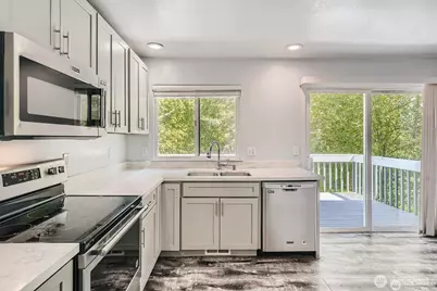 11716 SE 264th Place, Kent, WA 98030 - Photo 6