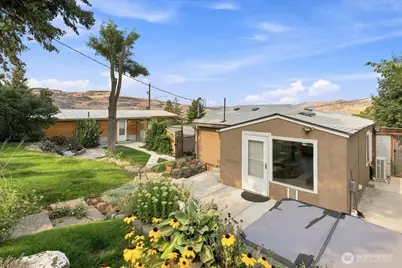 810 Spokane Way, Grand Coulee, WA 99133 - Photo 12