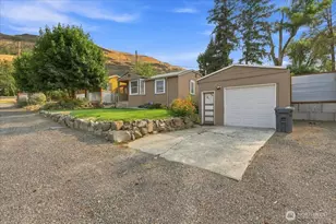 810 Spokane Way, Grand Coulee, WA 99133 - Photo 6
