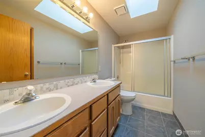 704 105th Place SE, Everett, WA 98208 - Photo 12