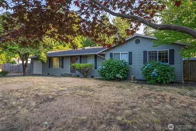 704 105th Place SE, Everett, WA 98208 - Photo 1