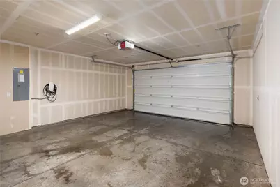 23119 NE 8th Street #B103, Sammamish, WA 98074 - Photo 32