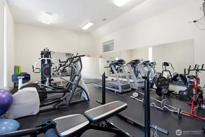 20322 Bothell Everett Highway #E301, Bothell, WA 98012 - Photo 32