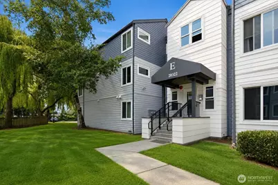 20322 Bothell Everett Highway #E301, Bothell, WA 98012 - Photo 2