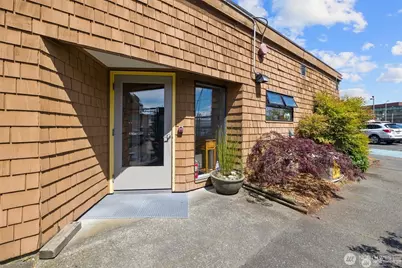 2143 N Northlake Way #27, Seattle, WA 98103 - Photo 4