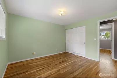 2701 NE 24th Street, Renton, WA 98056 - Photo 18