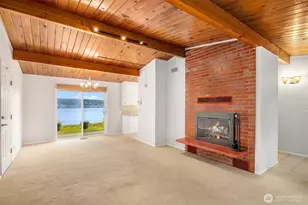 1848 W Lake Sammamish Pkwy SE, Bellevue, WA 98008 - Photo 10