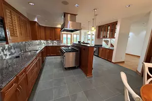 7275 N Mercer Way, Mercer Island, WA 98040 - Photo 22