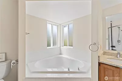 10122 SE 268th Street, Kent, WA 98030 - Photo 26