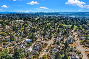 8012 20th Ave NW, Seattle, WA 98117 - Photo 30
