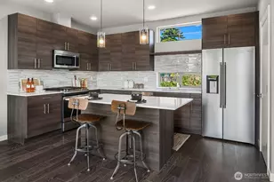 8012 20th Ave NW, Seattle, WA 98117 - Photo 10