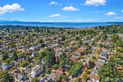 8012 20th Avenue NW, Seattle, WA 98117 - Photo 28